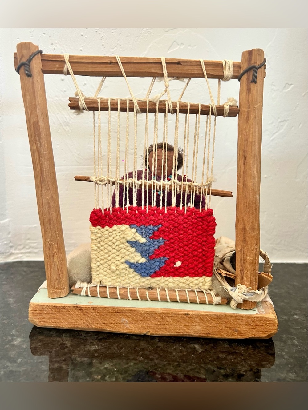 Vtg Navajo Style Folk Art Diorama Weaver Doll with Loom & Cradleboard Baby Rare